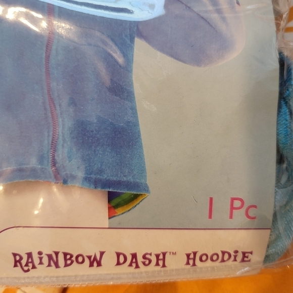 New In package child Med 8-10 Rainbow Dash Hoodie - Picture 9 of 11